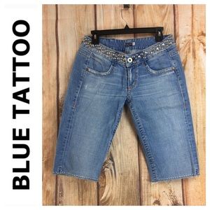 💸Blue Tattoo studded bermuda jean short size 29